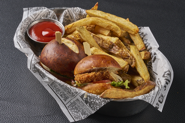 Kids Crispy Chicken Sliders.