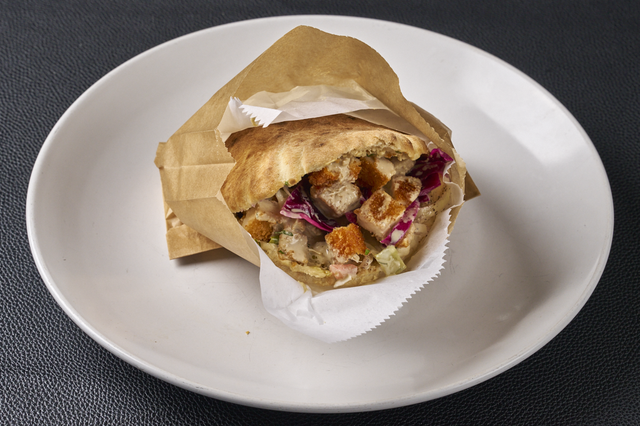 Shnitzelonim Sandwich.